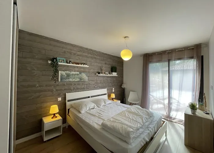 ヴィラ Moderne A Avec Piscine Chauffee, 3 Et Cuisine Exterieure, Animaux Acceptes - Fr-1-379-167